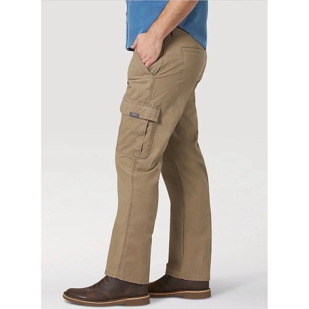 Wrangler Relaxed Fit Cargo Pants 29x30 Outdoors Hiking Rugged Work Business Fish